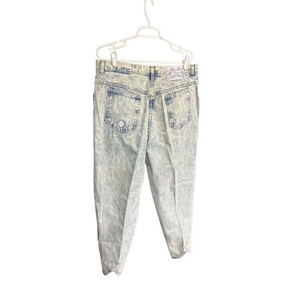 No Excuses NWT 90s Mom Light Acid Washed Jeans Pink Heart Detailed at Ankle Size - Picture 2 of 8